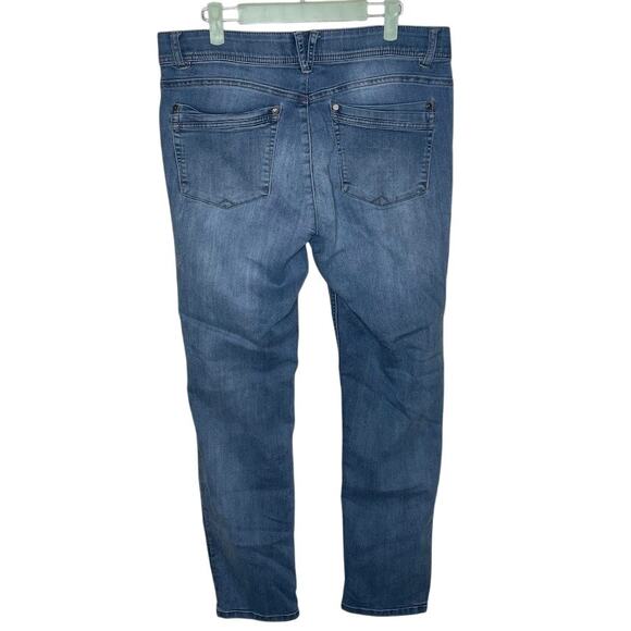 Democracy light wash skinny jeans Ab technology Women's size 12 midrise - Picture 3 of 3